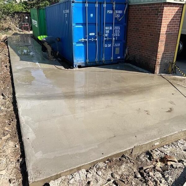 UK VOLVO TRUCK CENTRE HARDIE